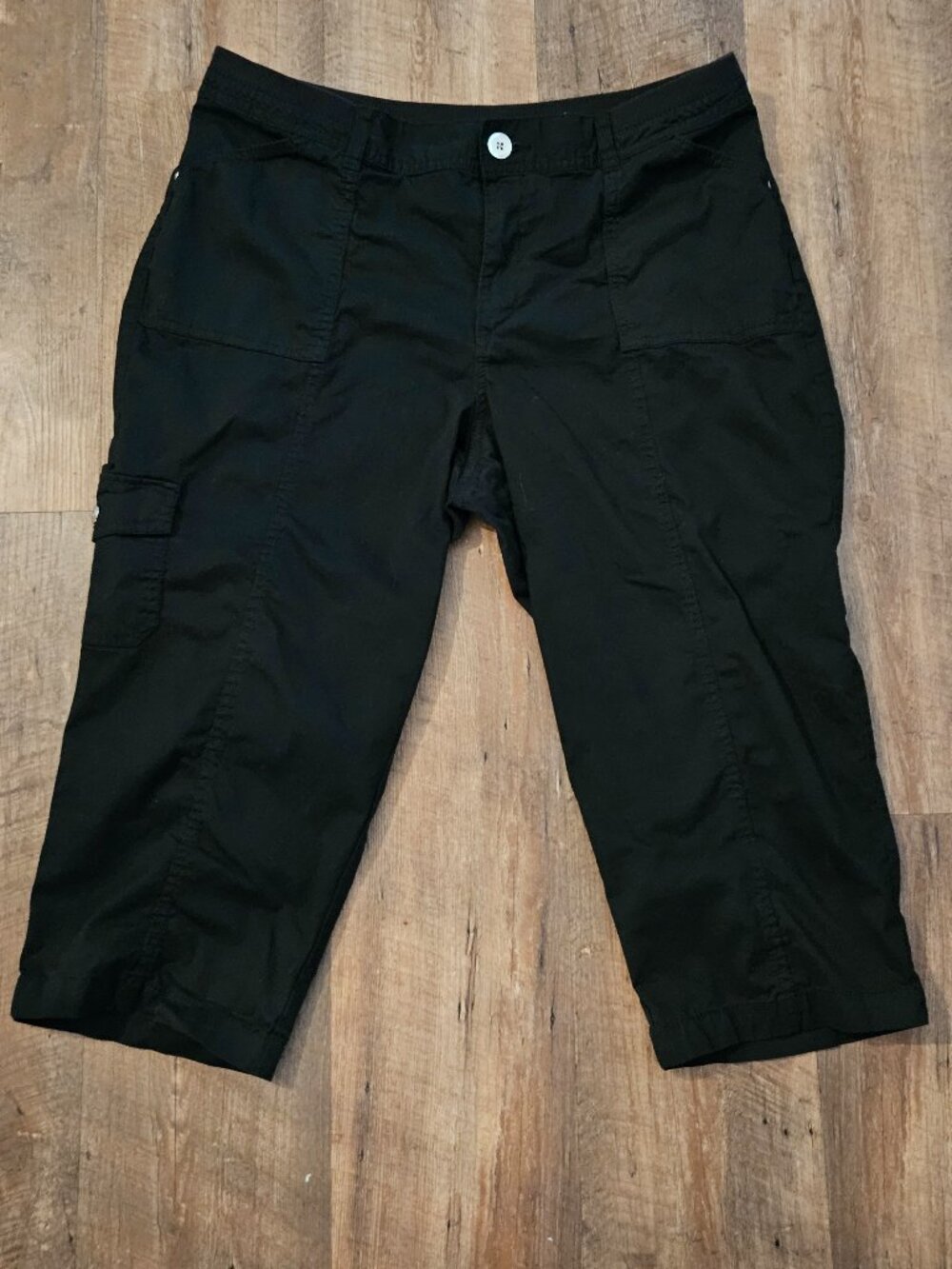 Croft & Barrow Black Stretch Cargo Capri Pants Women's Size 18